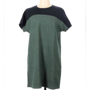 Under Armour Cap Sleeve Loose Fit Activewear Sweater Dress Women's Size Small Gr